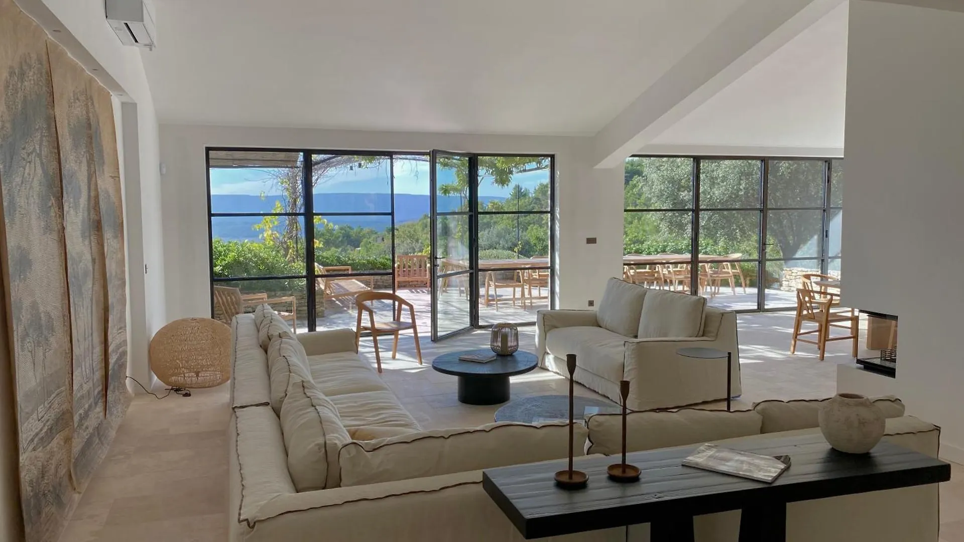 Mas Du Loriot Bed & Breakfast Murs  0*, Murs (Vaucluse)